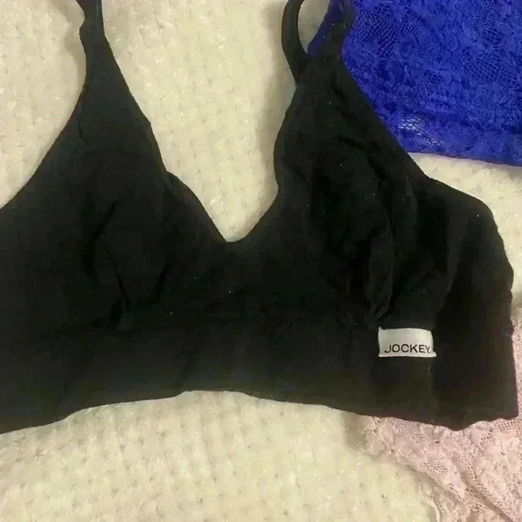 3 Bralettes Size Medium all have adjustable straps by Jockey & No Boundaries - Picture 6 of 7